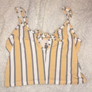 Yellow crop top 🥐